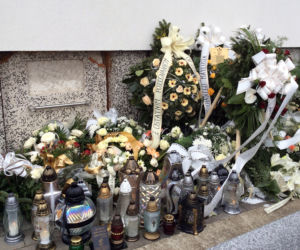 Lipnica Murowana. Śmiertelnie pobity na Krupówkach Mateusz został pochowany na cmentarzu parafialnym w Lipnicy Murowanej. Jego ojciec zabiera głos