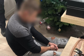 Łódź: Policja rozbiła gang sutenerów! Zmuszali kobiety do prostytucji metodą „loverboya”