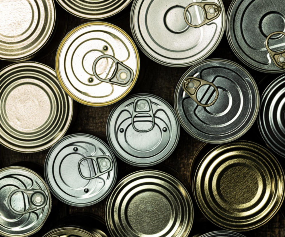 Gdzie wyrzucić puszki? Wielu Polaków ma z tym problem