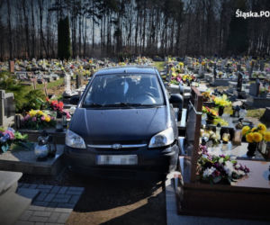 Orzesze: Senior urządził sobie RAJD po cmentarzu! Taranował groby hyundaiem [ZDJĘCIA]