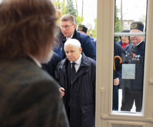 Jarosław Kaczyński na otwarciu wystawy pt. „Katyń 1940 - Smoleńsk 2010. Anatomia kłamstwa” w Muzeum Miejskim w Jastrzębiu-Zdroju