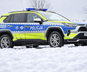 Zobaczył ciało w śniegu. Był w Anglii, odkrył dramat na Podkarpaciu