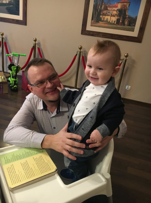 Malutki Maksiu zmarł na wakacjach. "W Twoim pokoiku nic się nie zmieniło" [Zdjęcia]