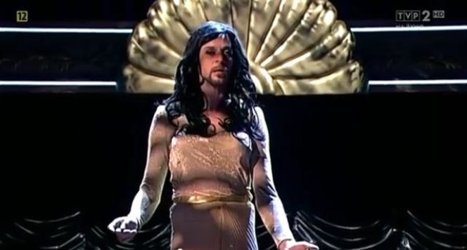 Conchita Wurst. Ani Mru Mru też ją parodiuje! [WIDEO]