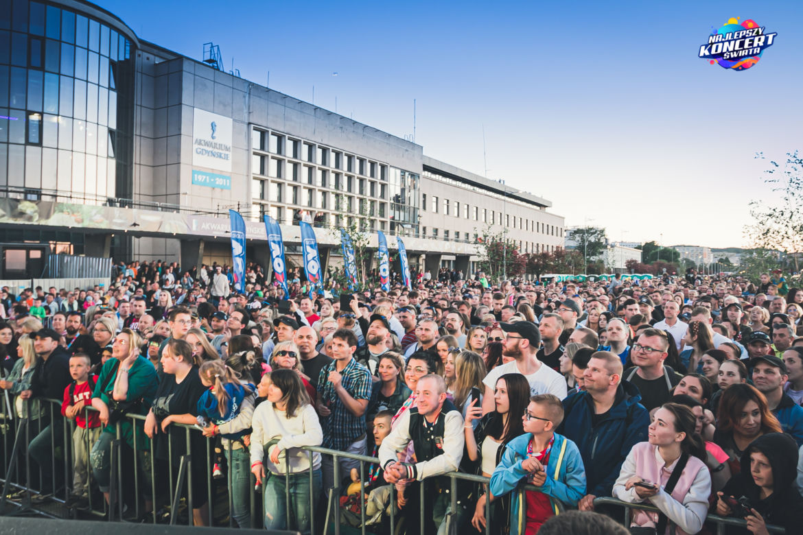 Najlepszy Koncert Świata 2022 w Gdyni. Co tam się działo! Zobacz zdjęcia z imprezy VOX FM