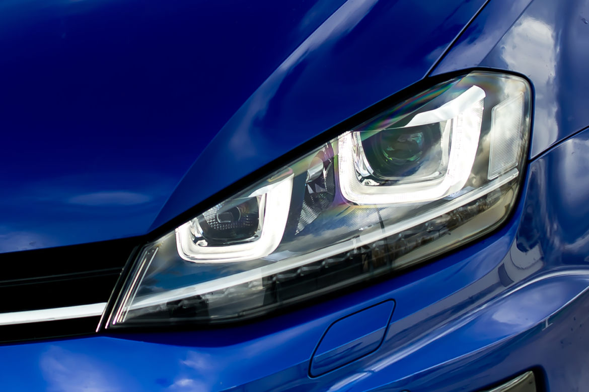 Volkswagen Golf Variant R