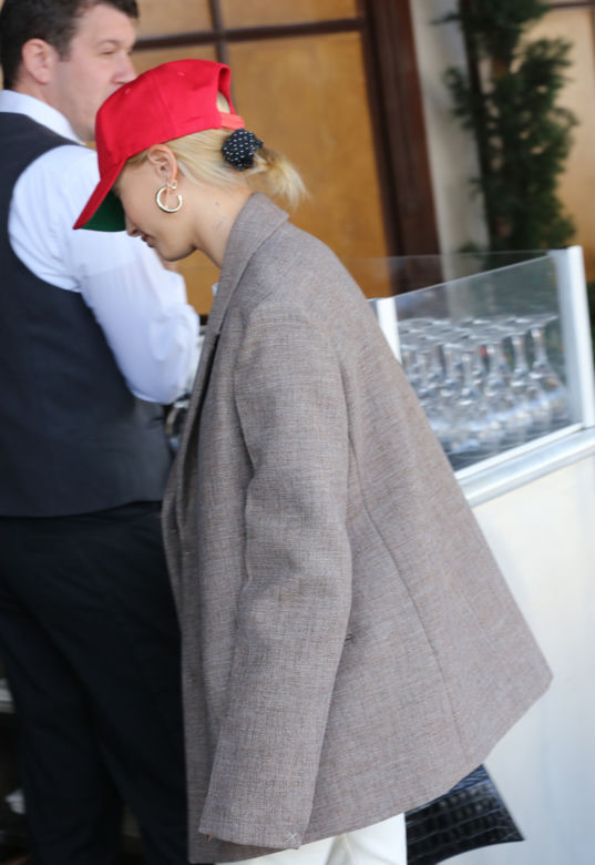 Hailey Bieber