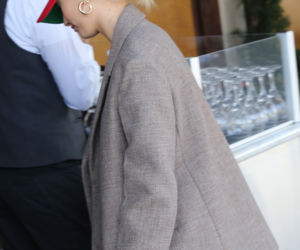 Hailey Bieber