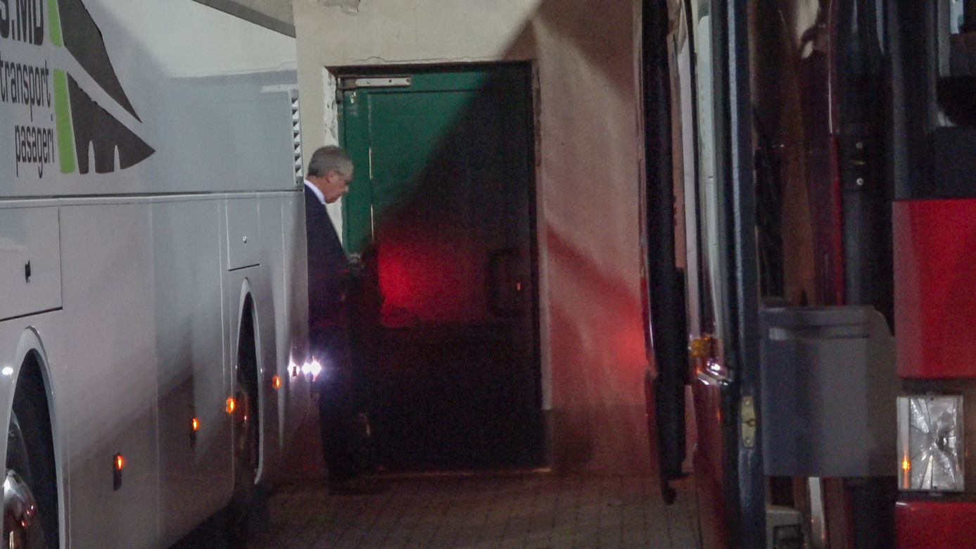 Fernando Santos na papierosie