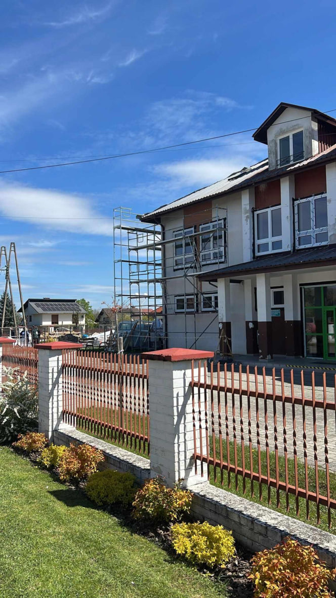 Ewakuacja szkoły w Luszowicach. Budynek musiało opuścić 265 osób