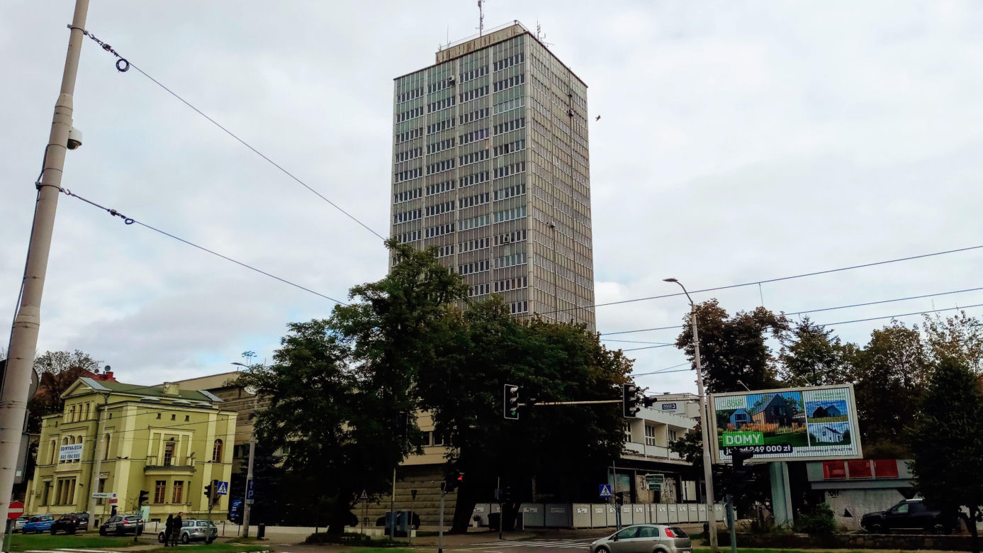 Dawny wieżowiec TVP zmienił się w apartamentowiec Sky Garden