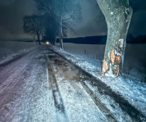 Wyciągnęli 63-letnią maszynę do odśnieżania
