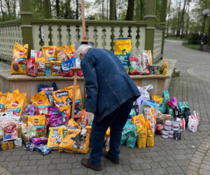 Po śmierci Łukasza Litewki zamiast zniczy przynieśli coś, czego nikt się nie spodziewał. Wzruszający gest mieszkańców