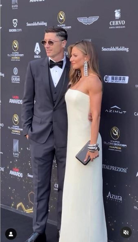 Anna Lewandowska w sukni polskiej marki