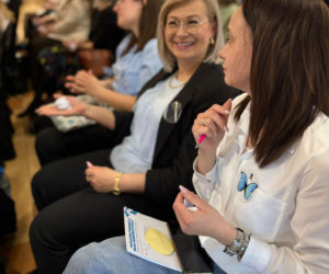 Świat Niebieskich Motyli w Starachowicach. Jak IV Ogólnopolska Konferencja zmienia rzeczywistość osób w spektrum autyzmu