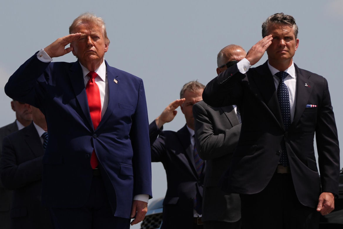 Donald Trump żegnał poległych żołnierzy. Padły poruszające słowa do ich rodzin