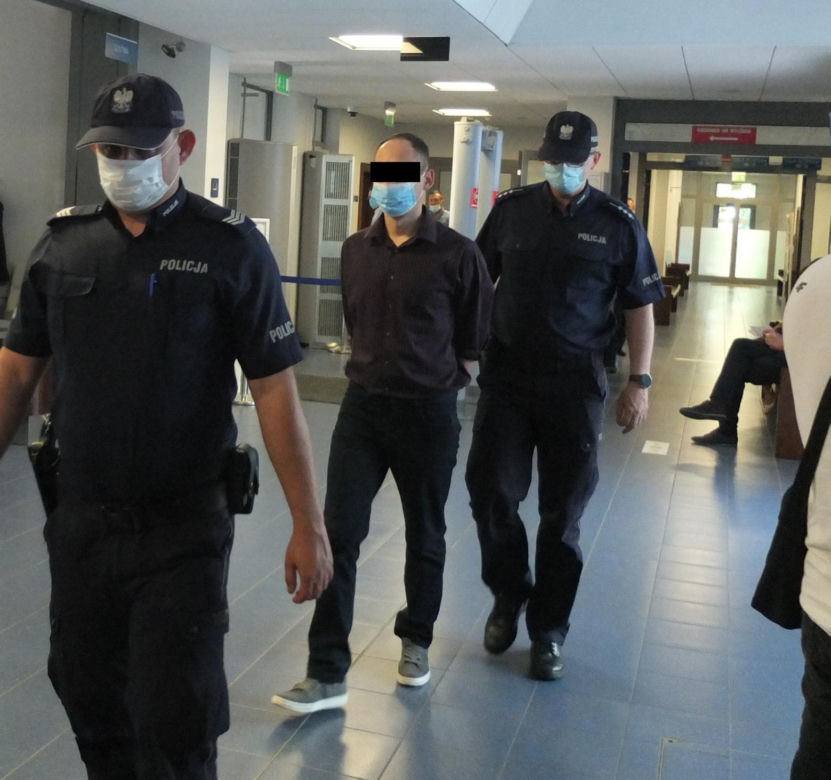 Kolonia Tarło pod Lubartowem. Kamil zabił ojca, który terroryzował rodzinę. 34-latek swoje najlepsze lata spędzi w więzieniu