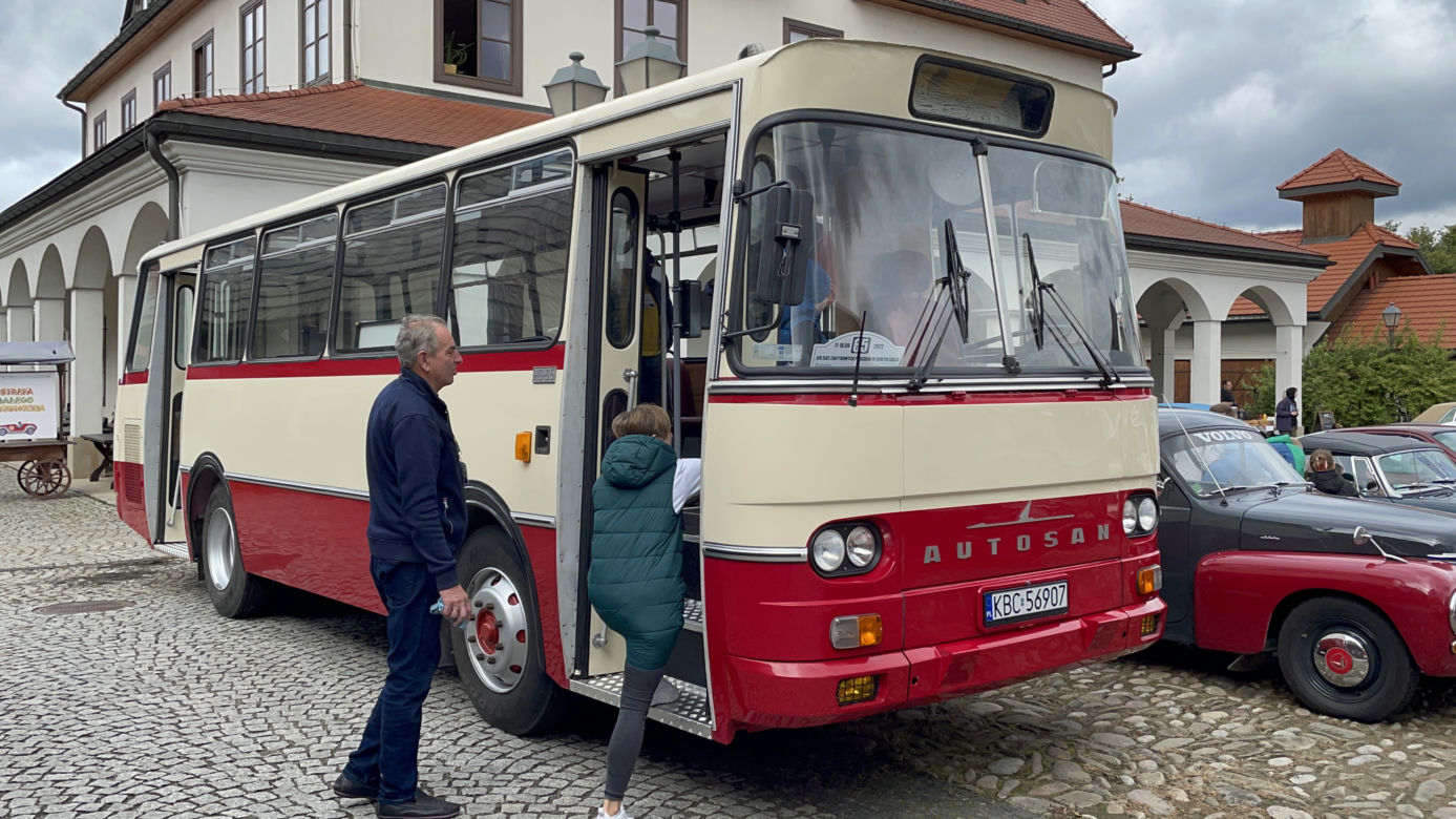 Zlot zabytkowych pojazdów w Nowym Sączu