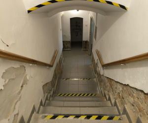 Zobacz, jak wygląda opuszczona biblioteka w Lesznie