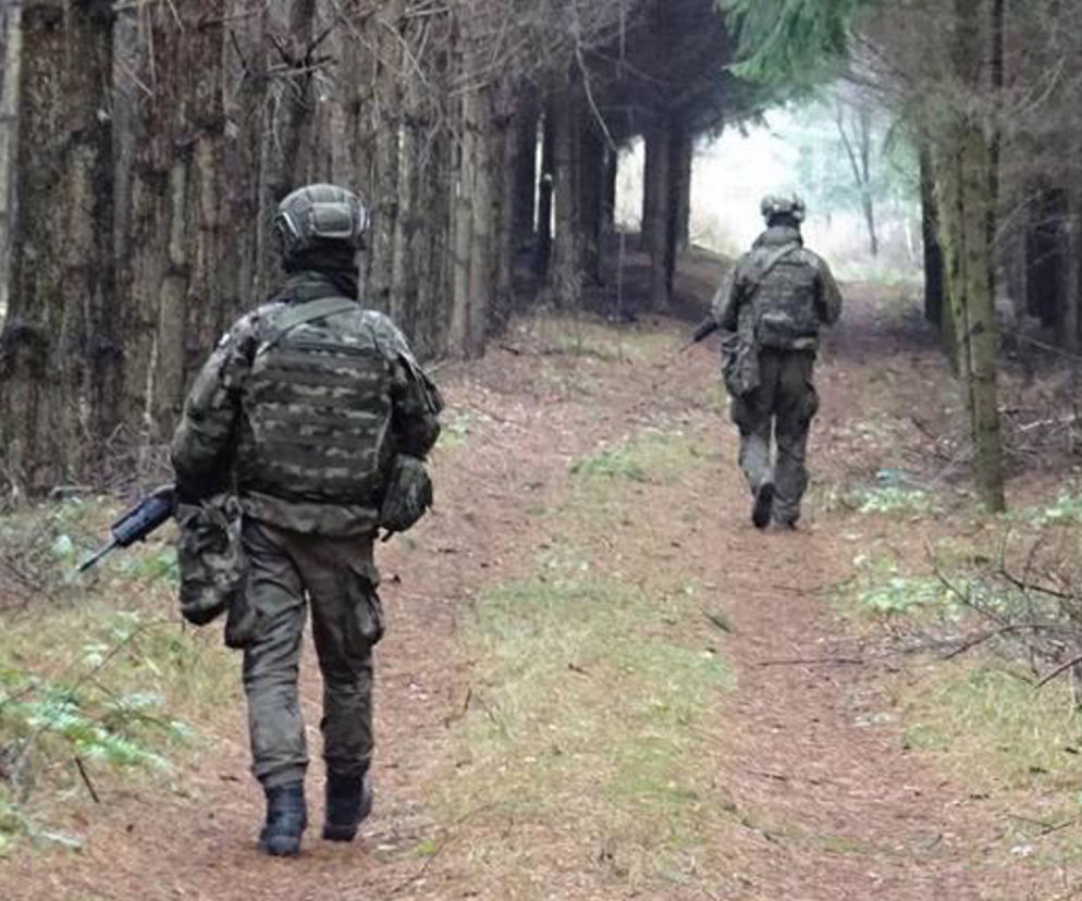 Polski żołnierz uciekł na Białoruś! Zostawił broń i zniknął. Nie mógł znieść tego, co się dzieje na granicy z uchodźcami