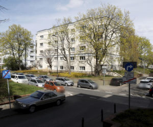 Nożem zaatakował kobietę w mieszkaniu na Śródmieściu. Trafił do szpitala psychiatrycznego