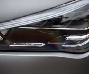 Mercedes-Benz CLA 220 4MATIC 7G-DCT