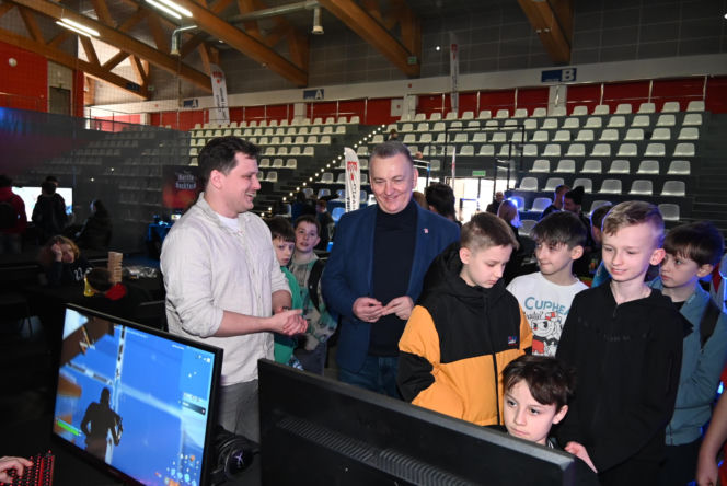 Turniej gamingowy Gamers Siege w Chęcinach