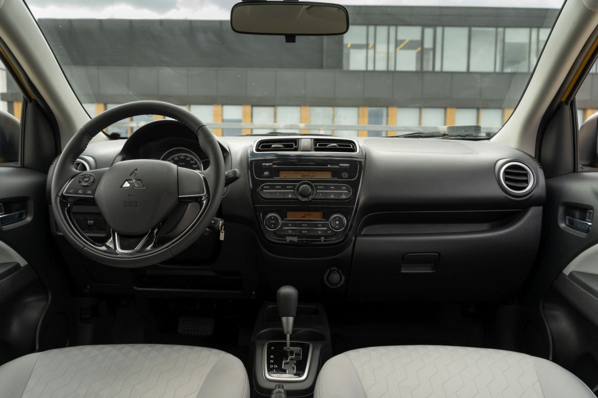 Mitsubishi Space Star 1.2 MIVEC CVT Insport (2020)