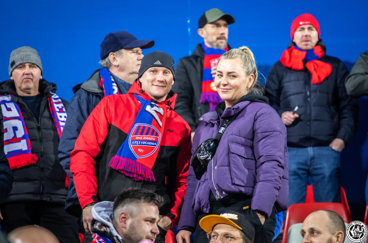 Kibice Rakowa Częstochowa na meczu z Cracovią