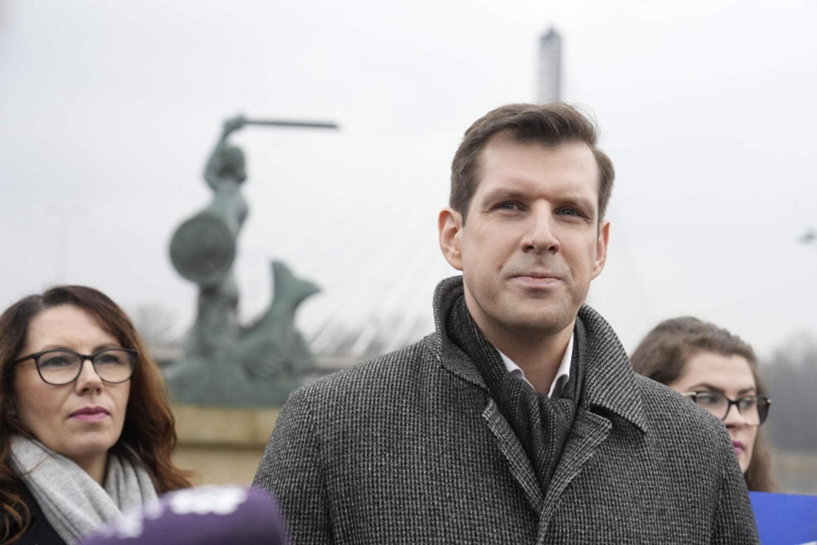 Tobias Bochenski reacts to Orban's defeat! There is no shortage of emotion