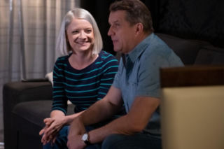 Klan, odcinek 4638: W domu Dżesiki zjawia się kurator, który zamiast zadawać pytania, tylko obserwuje i robi notatki