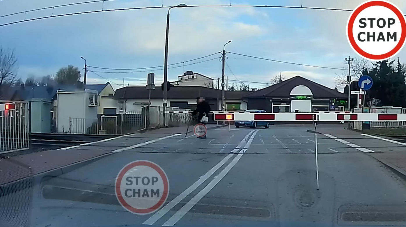 Krok dzielił emeryta od strasznej śmierci