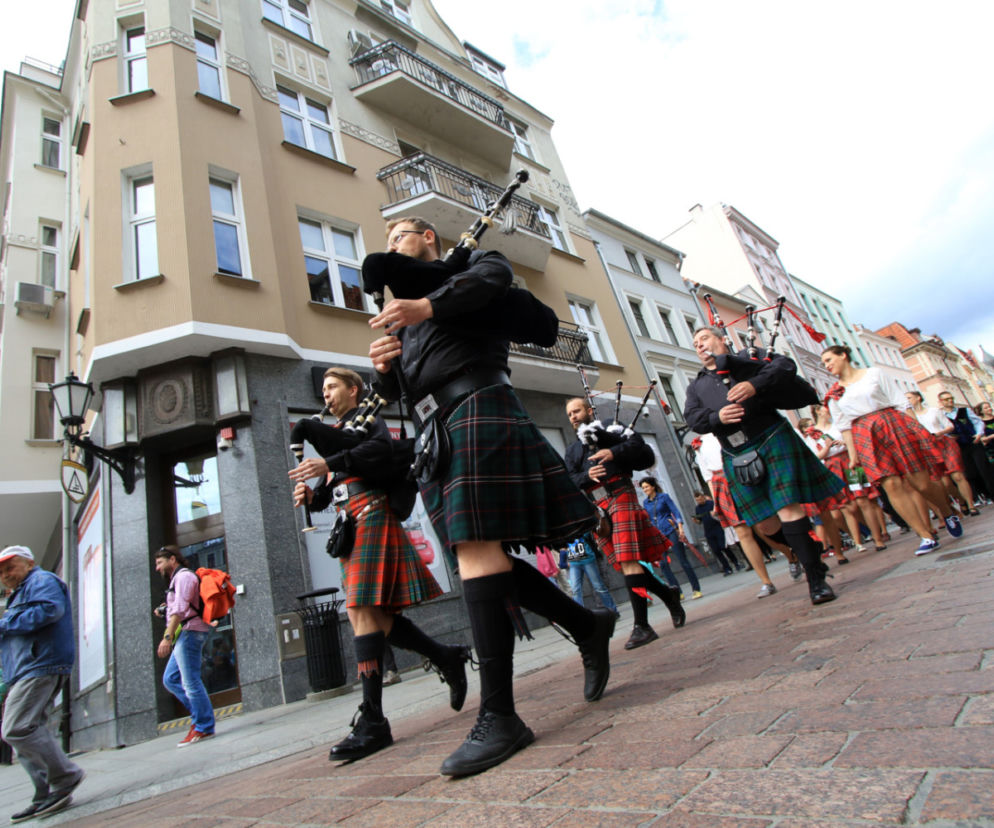 Nauka gry na dudach i kraciaste kilty - w Toruniu rusza Celtycki Gotyk [AUDIO]
