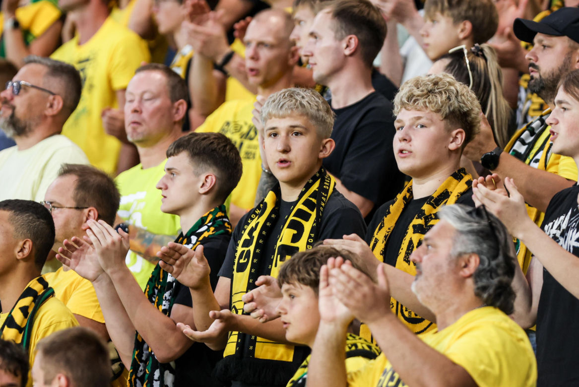 Zdjęcia kibiców z meczu GKS Katowice - MSK Żilina