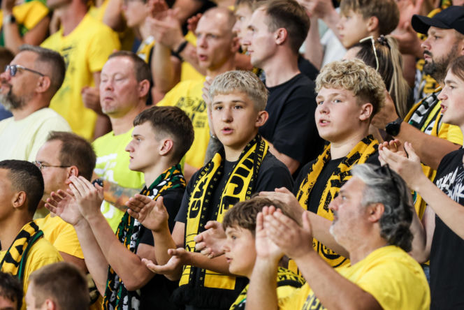 Zdjęcia kibiców z meczu GKS Katowice - MSK Żilina