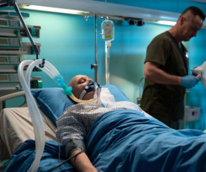 Na dobre i na złe odc. 988. Aleś Zagajewski (Paweł Małaszyński), Iga (Anna Szymańczyk)