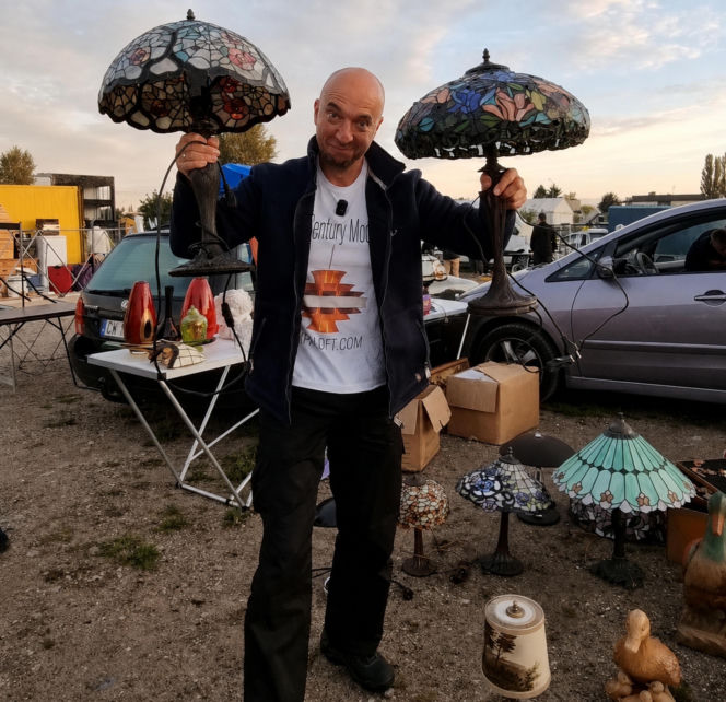 Radosław Nakonowski i jego lampy w stylu Tiffany'ego