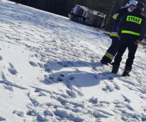 Czyrna. Wypadek karetki pogotowia ratunkowego. Jeden z ratowników był pijany