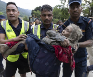 Katastrofa w Nepalu. Setki osób zaginęły, wśród nich zagraniczni turyści