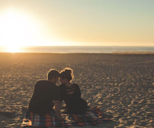 Tak kochają znaki zodiaku. Jesteś romantyczny jak Rak, czy bardziej wolny jak Strzelec?