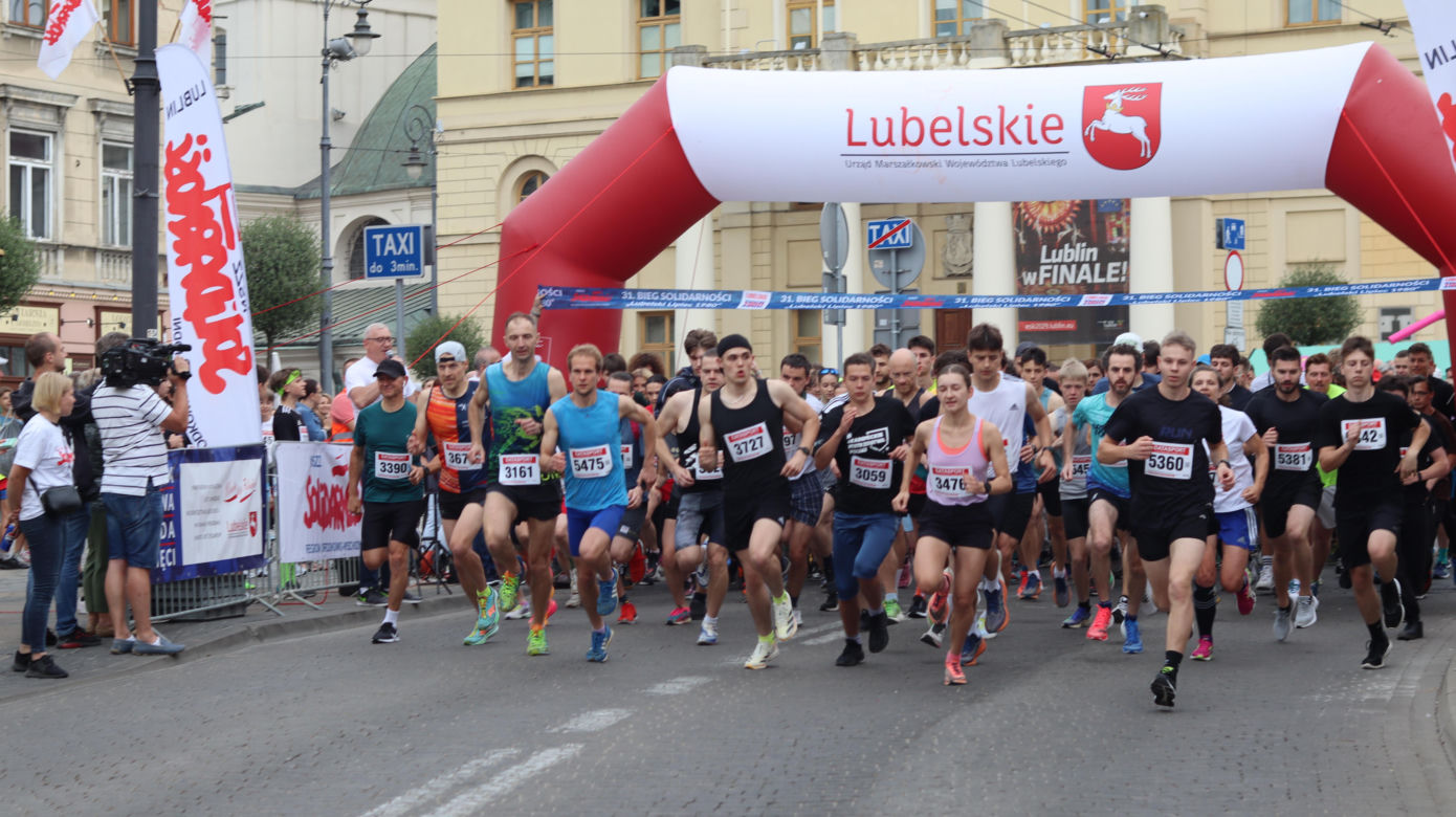 Poranek w Lublinie należał do biegaczy! Tak wyglądał 31. Bieg Solidarności! Mamy dużo zdjęć