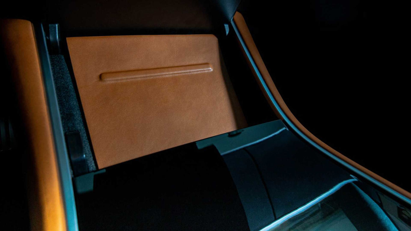 Tesla Model 3 z wnętrzem od Vilner