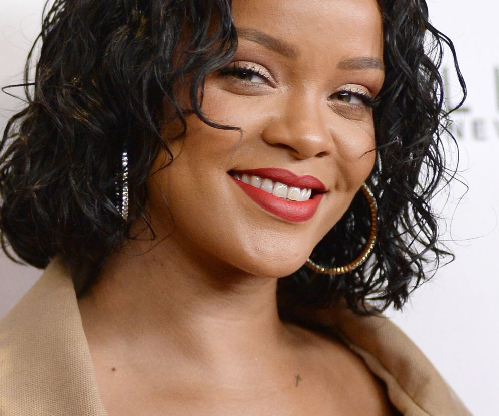 Kosmetyki od Rihanny. Gwiazda otwiera własną markę Fenty Beauty