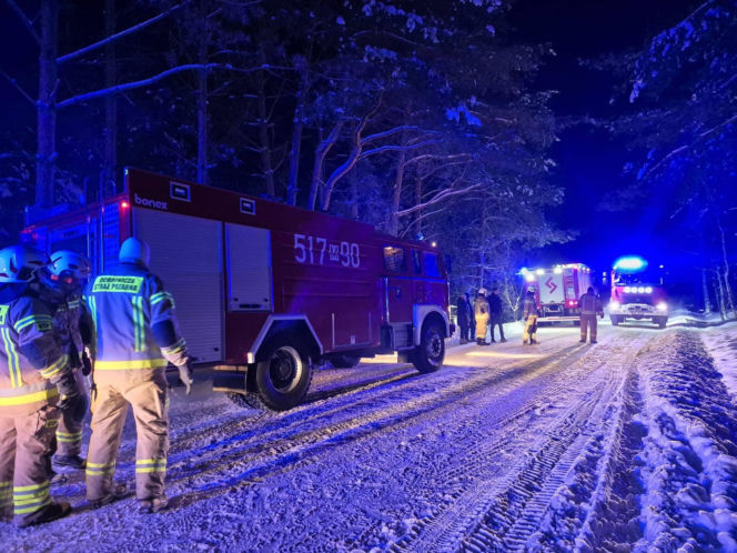 Dramat pod Mińskiem Mazowieckim. Spłonął dom. Rodzina zostła bez dachu nad głową