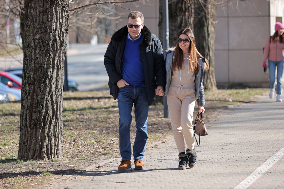 Paulina Koziejowska i Maciej Orłoś na romantycznym spacerze 