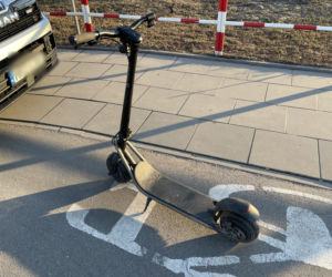 Potrąciła 10-latka na przejściu. Chłopca zabrała karetka