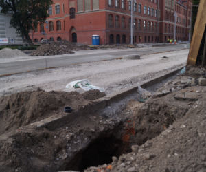 Przebudowa okolic placu Rapackiego w Toruniu. Odkrycia zadziwiają archeologów! 