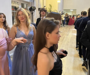 Studniówka pełna blasku i emocji! Tak bawili się maturzyści II LO w Bydgoszczy [ZDJĘCIA]