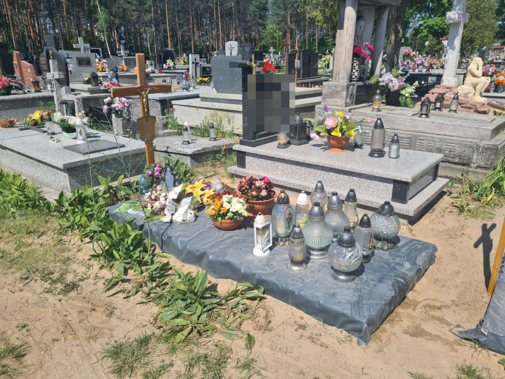Rudnik nad Sanem. Grób Magdaleny V., która zabiła dzieci i siebie [ZDJĘCIA]