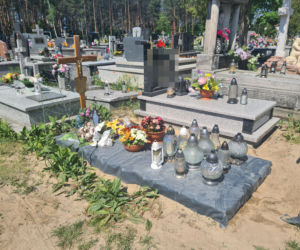 Rudnik nad Sanem. Grób Magdaleny V., która zabiła dzieci i siebie [ZDJĘCIA]